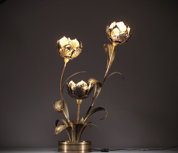 Maison Jansen - Imposing floral floor lamp in patinated brass, circa 1970.