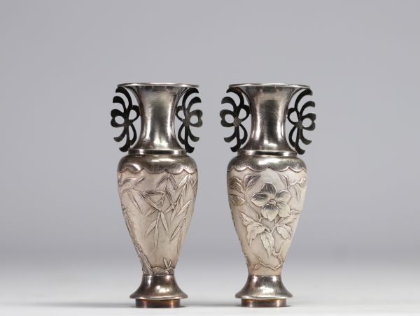 Pair of solid silver vases decorated with bamboo and flowers, l Chinese hallmarks