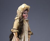 SIMON et HALBIG - Porcelain head doll n° 72, open mouth.