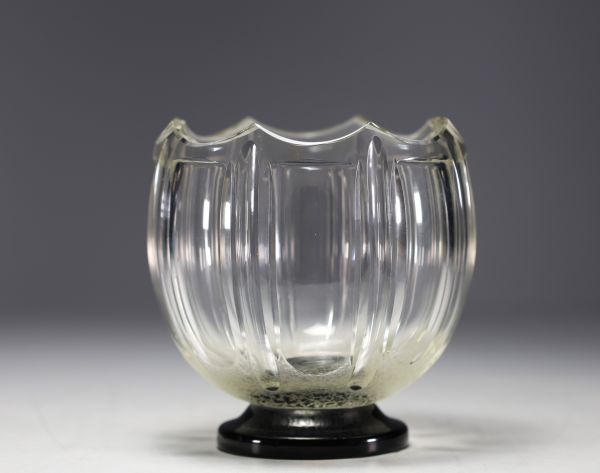 Art Deco vase in frosted crystal with acid-etched decoration.