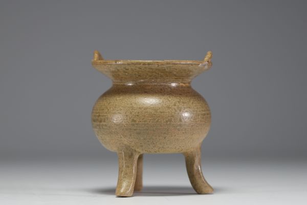 China - Glazed stoneware perfume burner, Song dynasty.