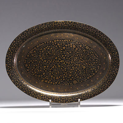 Iran - Copper and black lacquer tray with floral decoration, 19th-20th century