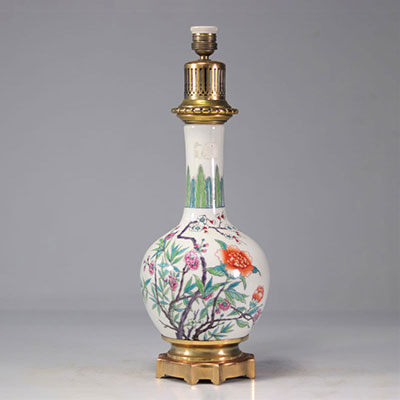 Chinese porcelain lamp decorated with flowers