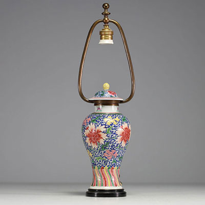 China - Covered vase mounted as a lamp in pink family polychrome porcelain with floral decoration, Qing period