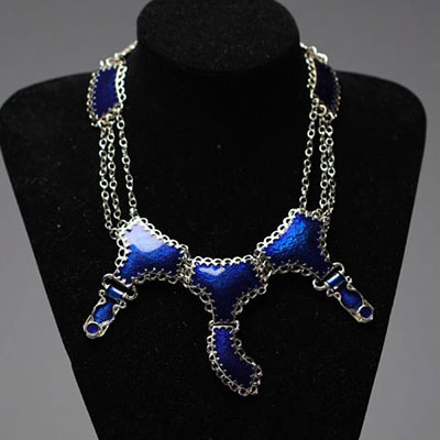 Philippe AIRAUD - Blue enamel and silver-plated metal necklace, signed.