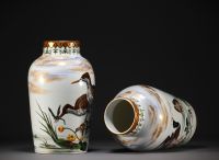 Taxile DOAT (1851-1938) - Pair of Japanese porcelain vases decorated with birds, circa 1900.