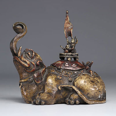 perfume burner in Polychrome bronze in the shape of an elephant