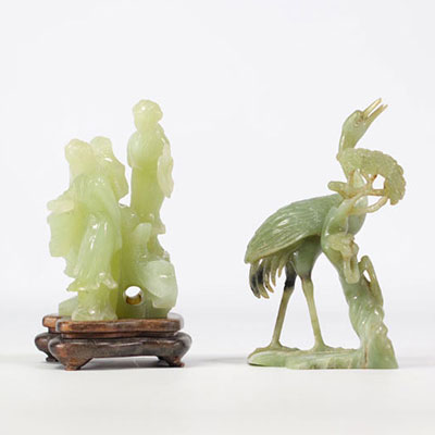 (2) Deux très fines sculptures en jade vert