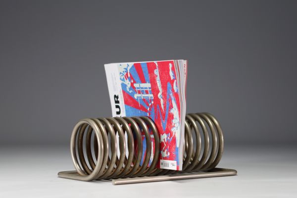 Yonel LEBOVICI (1937-1998) Magazine-holder spring in chromed steel, Distrimex Edition 1969.