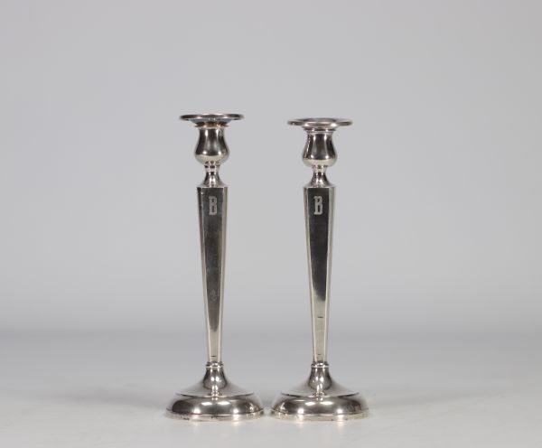 Pair of English sterling silver candlesticks from 20th century