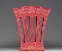 Cane holder in pink Sarreguemines earthenware, Art Nouveau period, stamped under the piece.