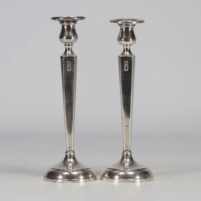 Pair of English sterling silver candlesticks from 20th century