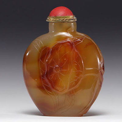 Chine - tabatière en Agate, bouchon en pierre, époque Qing.