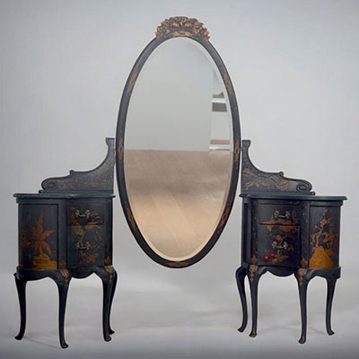 A Napoleon III period lacquered and gilded wooden dressing table with Japanese decoration.