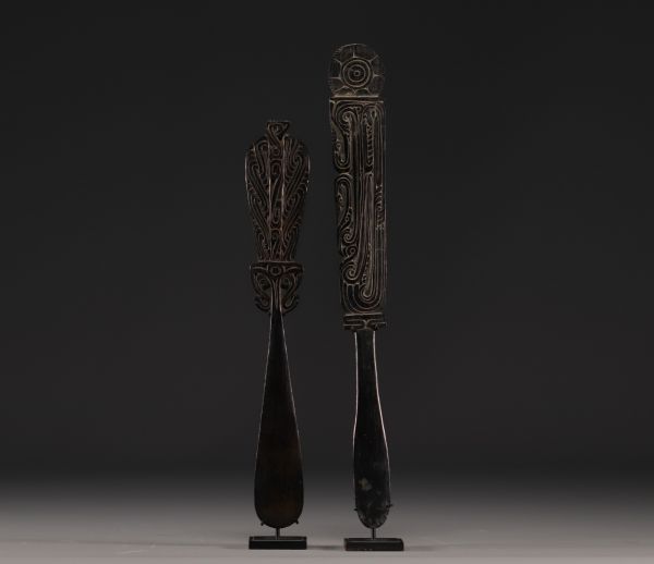 2 Spatule à chaux - Massim - Papouasie Nouvelle Guinée