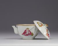 China - Famille Rose Wu Shuang Pu porcelain teapot.