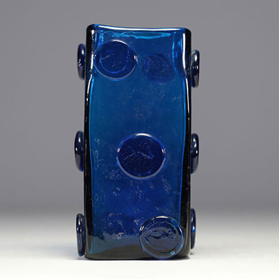 Blue glass vase with applied cabochons, probably Danish, circa 1960-70.Vase en verre bleu à cabochons appliqués, probablement Danois, vers 1960-70.