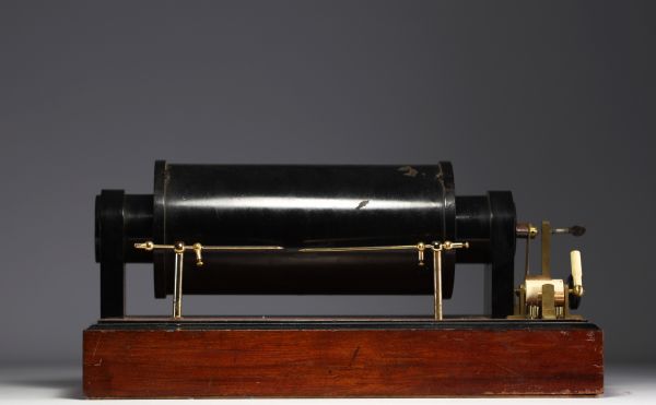 Heinrich Daniel RUHMKORFF (1803-1877) Induction coil, high-voltage electrical generator, used as a spark transmitter in the early days of wireless telegraphy. APPS London.