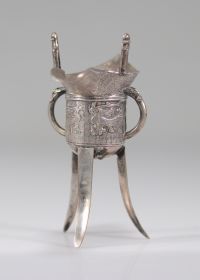 China - Wine cup, ritual object in solid silver, hallmarked.