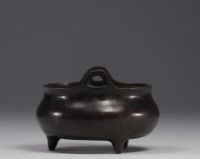 China - Bronze perfume burner, Ming mark.