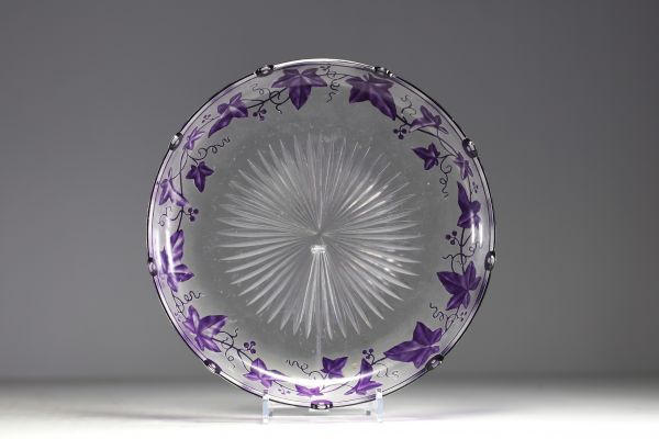 Camille RENARD (1832 - 1921) - Val saint Lambert - Plat Art Nouveau en cristal clair soufflé doublé mauve, gravé à l’acide et achevé à la roue, c. 1900