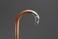 Solid silver cane with a horse's head motif, hallmarked 800.