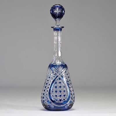 Val Saint Lambert carafe bleu taillée , bouchon plat