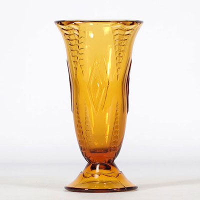 Val Saint Lambert Luxval Art Deco vase