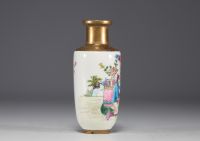 China - Polychrome porcelain vase decorated with an erotic scene, mark under the piece, Republic period.