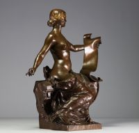 Georges Marie Valentin BAREAU (1866-1931) ‘Allégorie de l'histoire’ Sculpture in bronze with brown and gold patina, signature and Barbedienne foundry stamp.