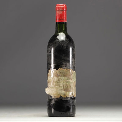 Château Cheval Blanc - 1er Grand Cru Classified 1976 Saint-Emilion.