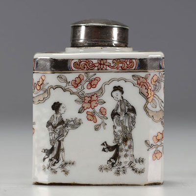 China - A grisaille porcelain tea caddy decorated with elegant women, Qianlong period.