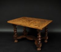 Louis XIII style centre table in veneered marquetry.