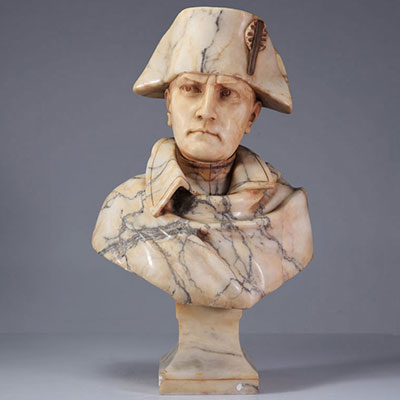 Very imposing marble bust of Napoleon