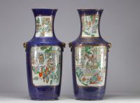 Large pair of blue powdered porcelain vases decorated with scenes of life from the 19th century