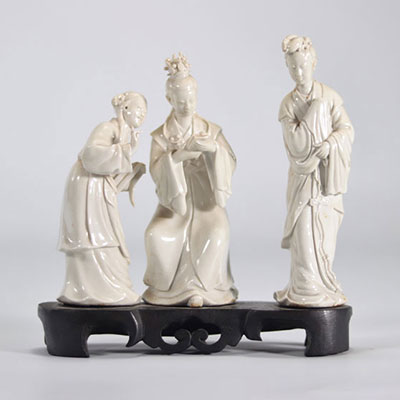 (3) Porcelaine blanc de chine de trois personnages d'époque Qing (清朝)