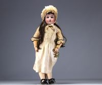 SIMON et HALBIG - Porcelain head doll n° 72, open mouth.