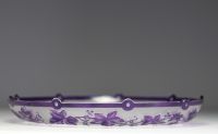 Camille RENARD (1832 - 1921) - Val saint Lambert - Plat Art Nouveau en cristal clair soufflé doublé mauve, gravé à l’acide et achevé à la roue, c. 1900