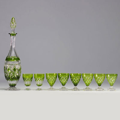 Val Saint Lambert - Beautiful decanter and various crystal glasses.