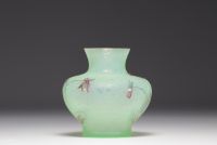 MULLER CROISMARE - Acid-etched frosted glass vase decorated with violets on a green water background.