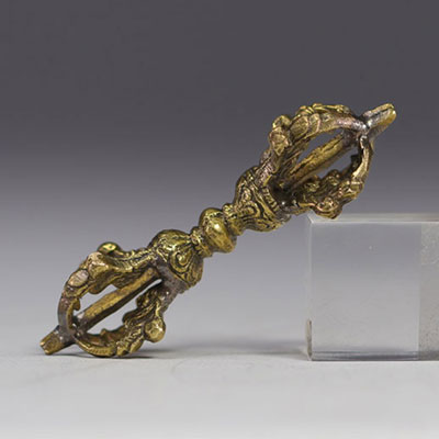 China, India, Tibet - Vagras in bronze with golden patina.