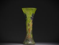 DAUM Nancy - Large multi-layered glass vase with acid-etched decoration of berries on a green marmorated background, signed.