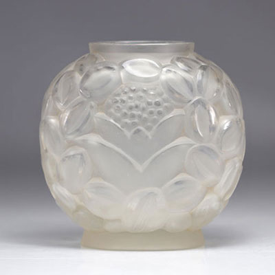 Art Deco vase 