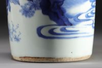 China - Large blue-white porcelain vase with figures, Transition period.