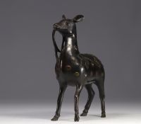 Chine - Cerf en bronze cloisonné, marque Ming sur la base.