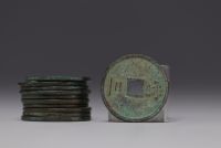 China - set of sixteen sapèques, bronze coins dating from the 17th century