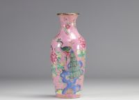 Famille rose porcelain vase decorated with phoenixes on a pink background, 19th century