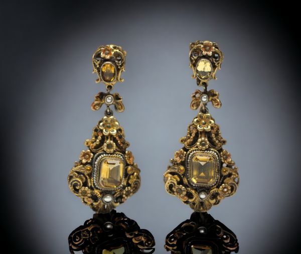 Paire de boucles d'oreilles en vermeil et citrine, vers 1900