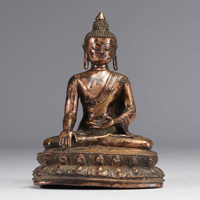 Bronze statue of Buddha seated on a double lotus leaf - Sino-Tibetan work