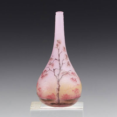 DAUM Nancy - Miniature vase decorated with a Japanese cherry tree on a pink background.